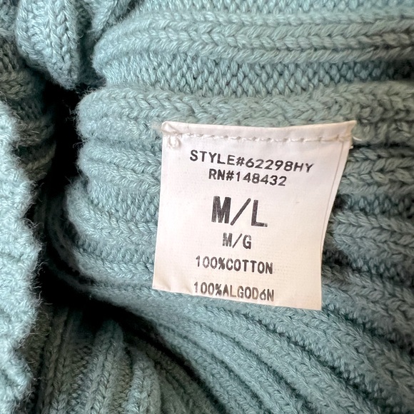 Be Cool Ribbed Sweater Halter Top, M/L - Picture 4 of 6